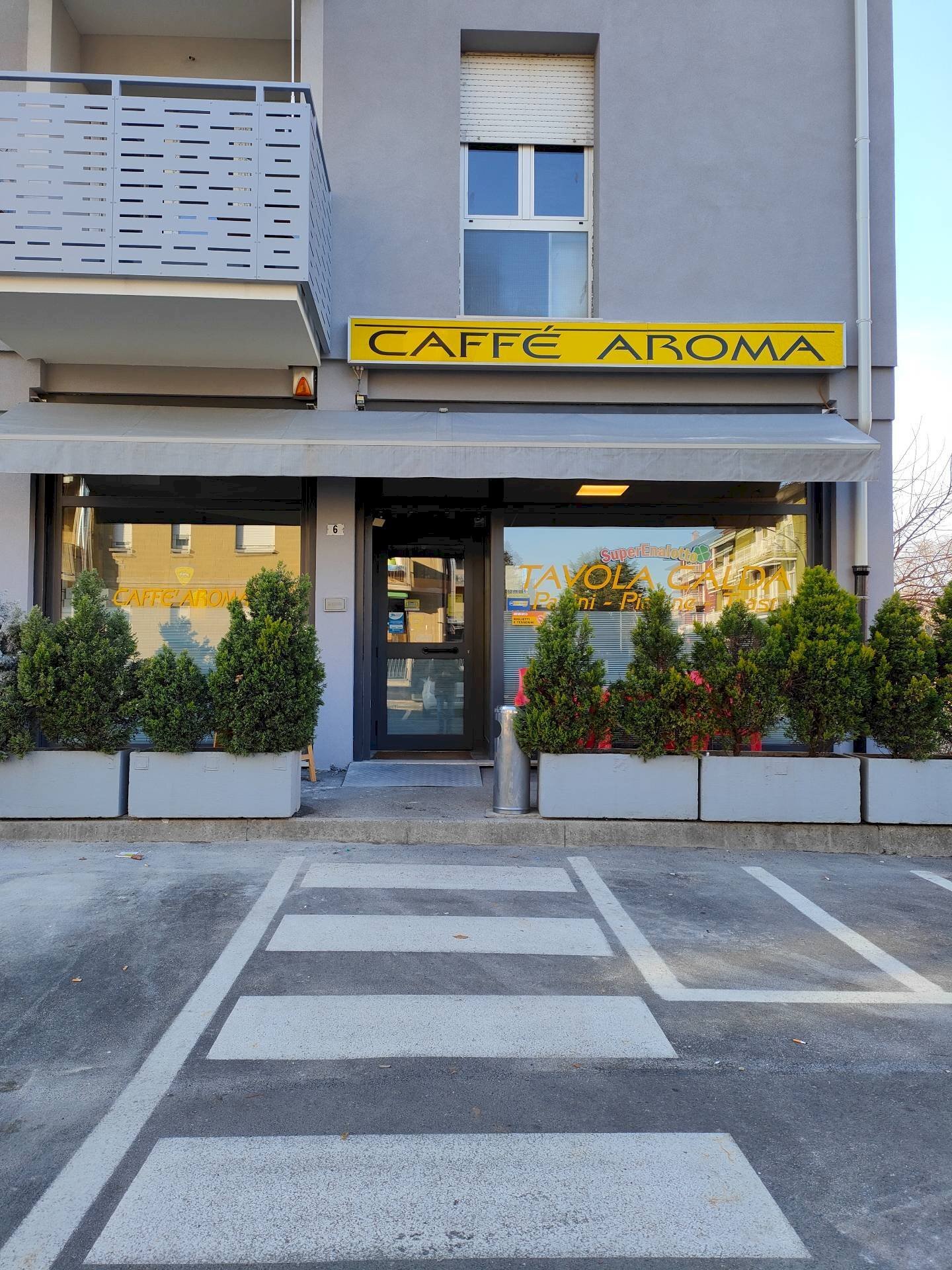 Foto 1 - Negozio Via Sanzio
 
6, Ponte San Pietro - foto 1