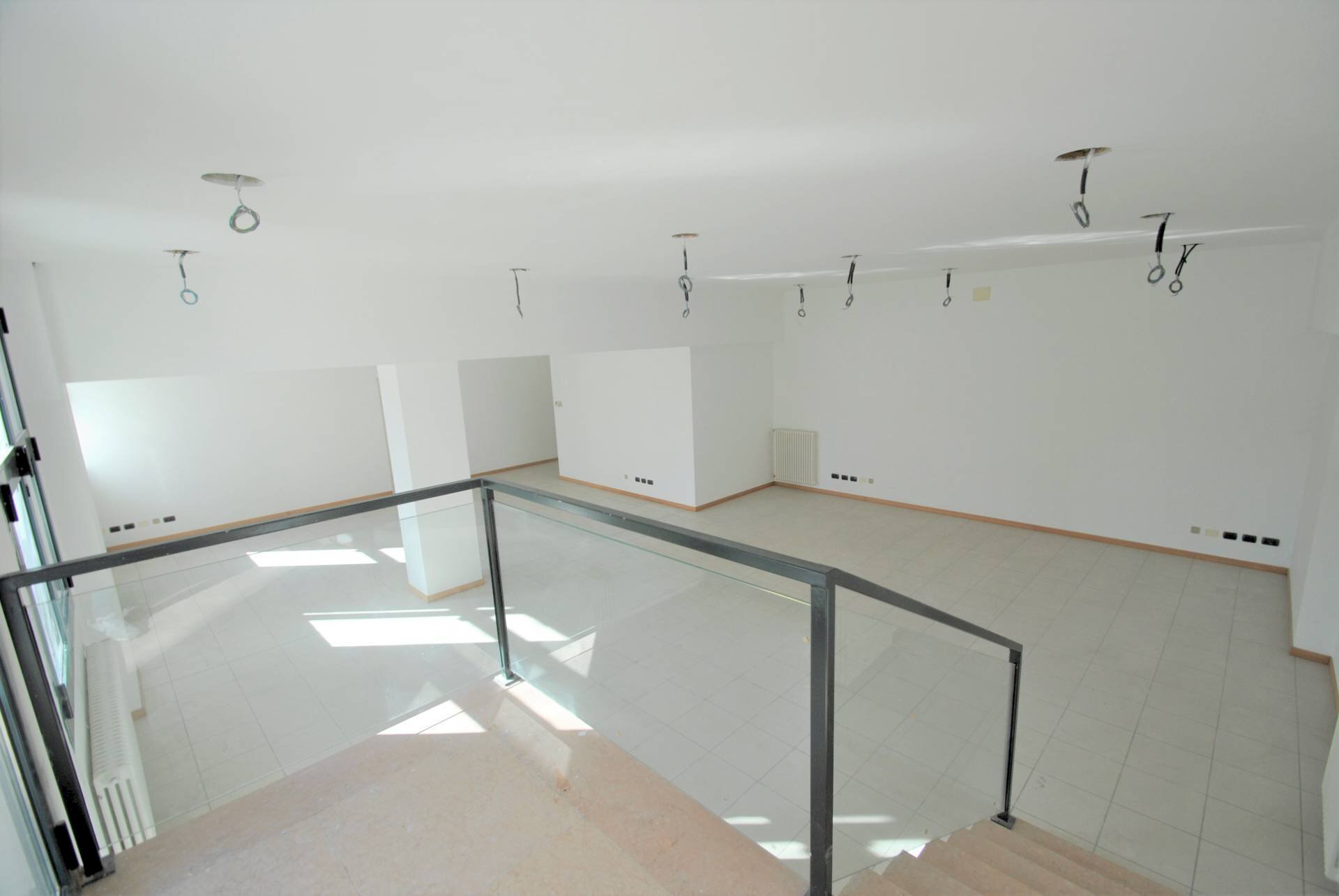 Foto 1 - Shop Via San Lazzaro, Bergamo - photo 1