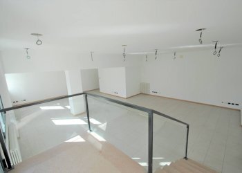 Foto 1 - Negozio Via San Lazzaro, Bergamo - foto 1