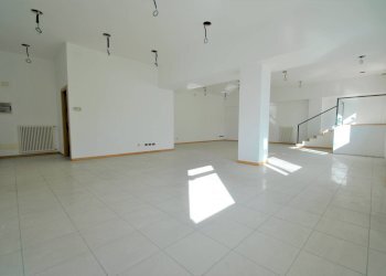 Foto 5 - Negozio Via San Lazzaro, Bergamo - foto 5