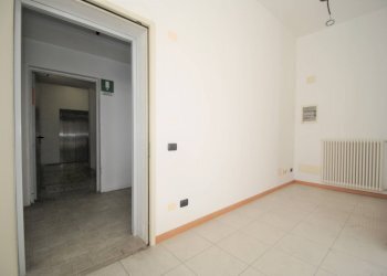 Foto 7 - Negozio Via San Lazzaro, Bergamo - foto 7