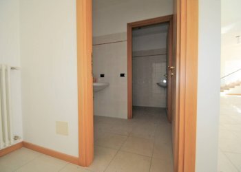 Foto 9 - Negozio Via San Lazzaro, Bergamo - foto 9