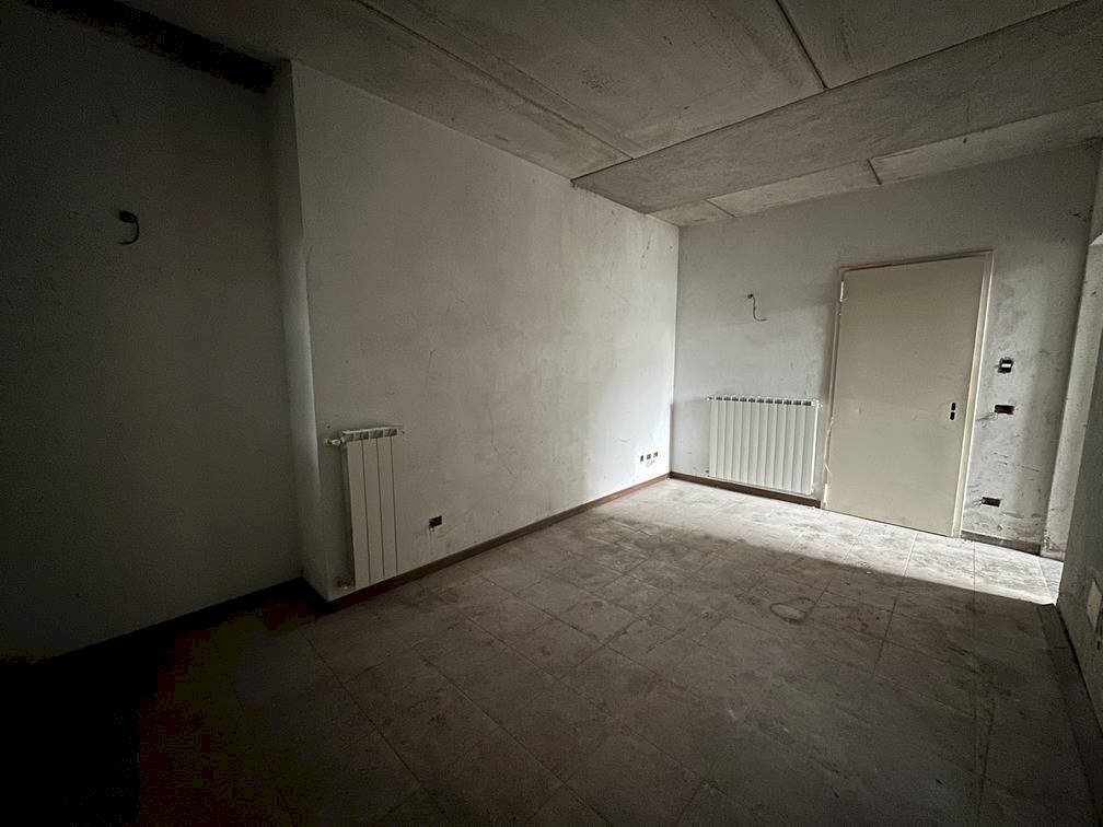 Foto 3 - Cantina / Solaio via Ferraris
 
33, Albano Sant'Alessandro - foto 3