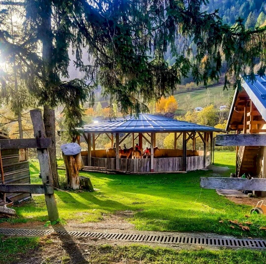 Foto 1 - Azienda agricola Località Piana
 
3, Carona - foto 1