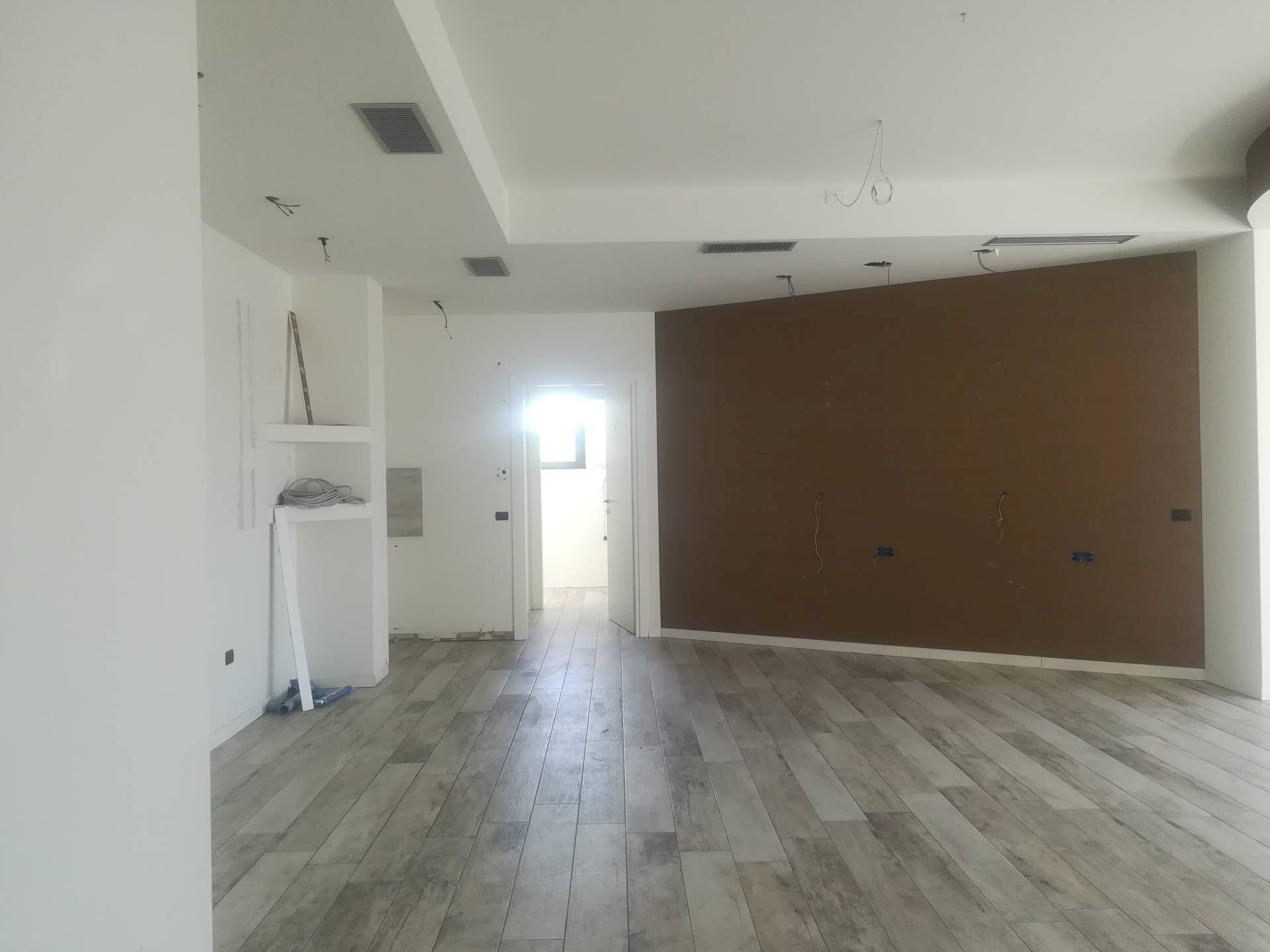 Foto 2 - Commercial Premises DON PEDRINELLI
 
16, Carvico - photo 2