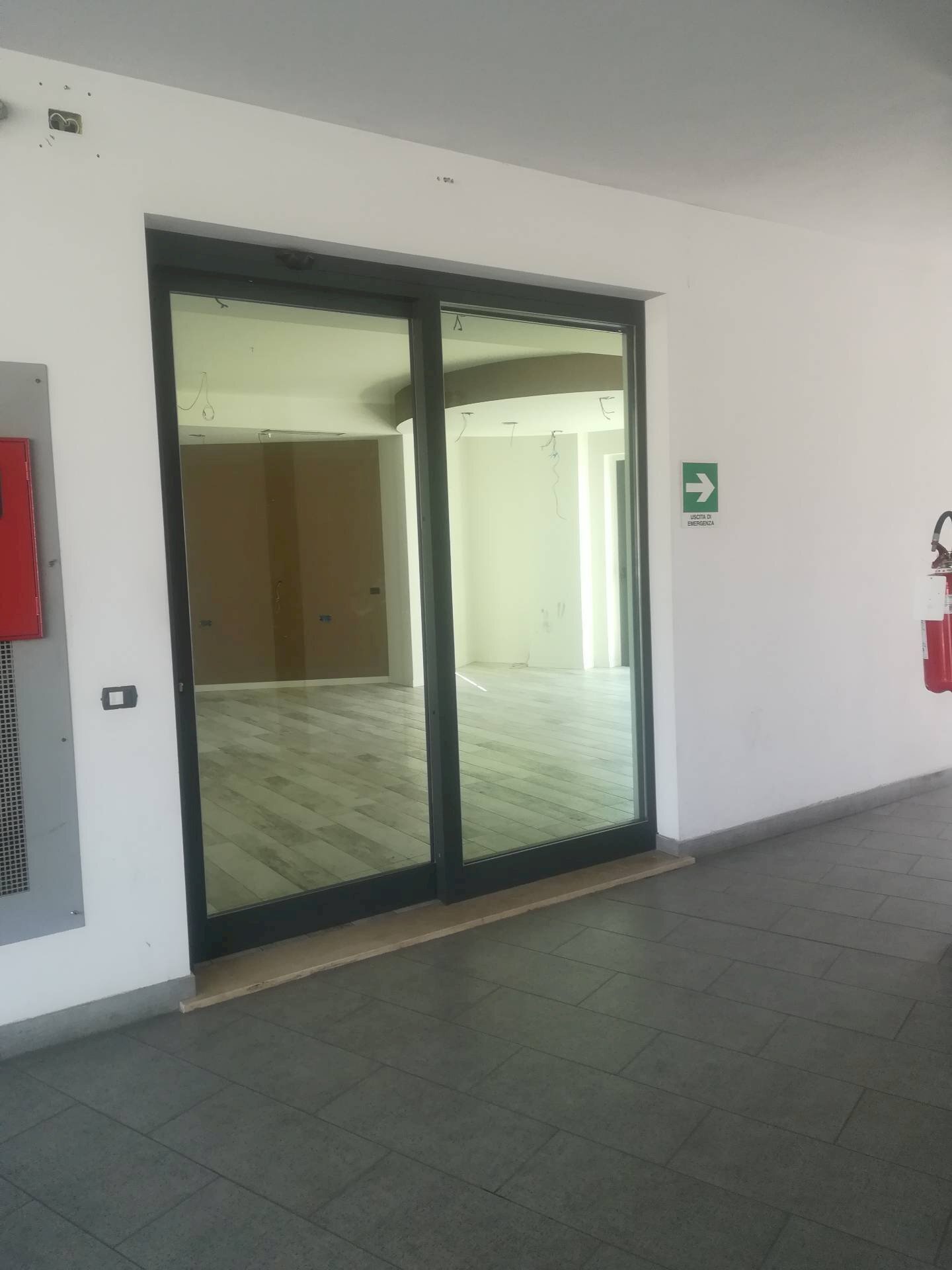 Foto 3 - Commercial Premises DON PEDRINELLI
 
16, Carvico - photo 3