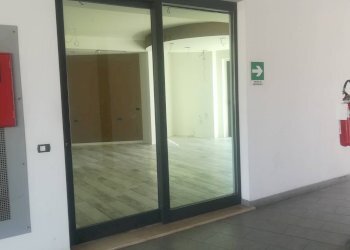 Foto 3 - Commercial Premises DON PEDRINELLI
 
16, Carvico - photo 3