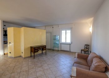 Foto 5 - Magazzino DONIZETTI
6, Romano di Lombardia - foto 5