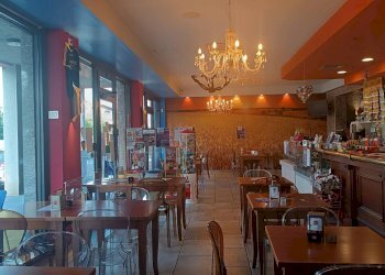 Foto 3 - Bar Tavola Calda - Fredda via Milesi
 
31, Villa d'Almè - foto 3