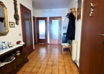 corridoio - Four-room apartment nostra signore del monte, Savona - photo 7