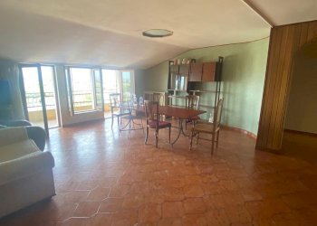 soggiorno - Attico di Circumvallazione Marianna Gadola
 
22, Recale - foto 6