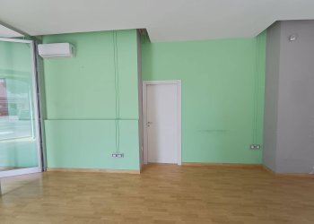 Foto 5 - Locale Commerciale PIAZZA SILVAGNI
SNC, Casagiove - foto 5