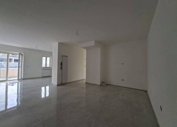 Foto 6 - Four-room apartment via arcivescovo pontillo, Casagiove - photo 6