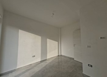 Foto 13 - Four-room apartment via arcivescovo pontillo, Casagiove - photo 13