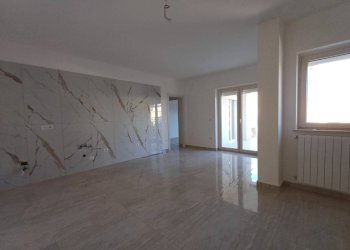 Foto 1 - Trilocale via arcivescovo pontillo, Casagiove - foto 1