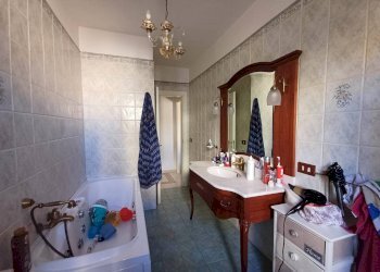 Foto 14 - Quadrilocale Via Camillo Golgi
 
26, Caserta - foto 14