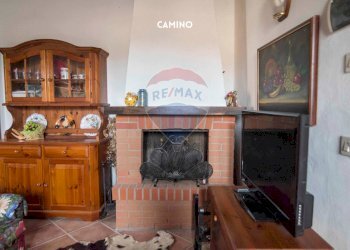 SOGGIORNO CON CAMINO - Casa indipendente VICOLO DELLA TORRE
 
11, Roccastrada - foto 2