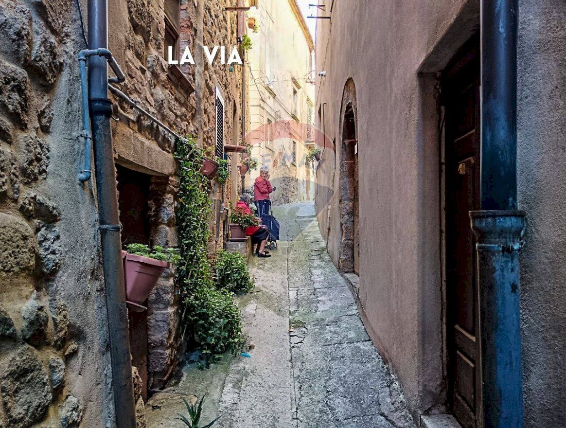 La via - Independent house VIA 4 NOVEMBRE
 
37, Roccastrada - photo 2