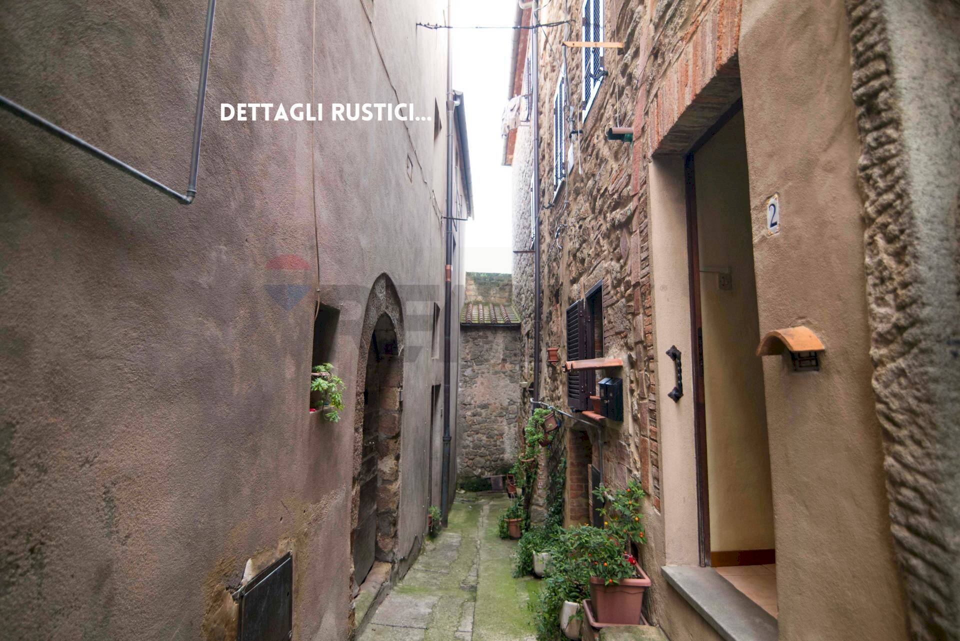 PAESE - Casa indipendente VIA 4 NOVEMBRE
 
37, Roccastrada - foto 2