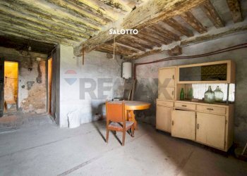 Sala da pranzo - Casa indipendente VIA 4 NOVEMBRE
 
37, Roccastrada - foto 25