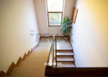 SCALE IN MARMO - Appartamento VIA GIULIO CESARE
 
17/A, Roccastrada - foto 7