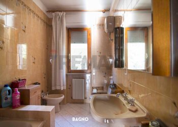 Bagno - Appartamento VIA GIULIO CESARE
 
17/A, Roccastrada - foto 28