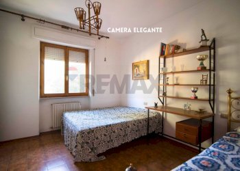 Camera / camera da letto - Appartamento VIA GIULIO CESARE
 
17/A, Roccastrada - foto 30