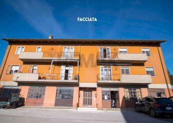 FACCIATA - Appartamento VIA GIULIO CESARE
 
17/A, Roccastrada - foto 34