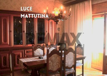 Sala da pranzo - Casa indipendente VIA GIULIO CESARE
 
9, Roccastrada - foto 4