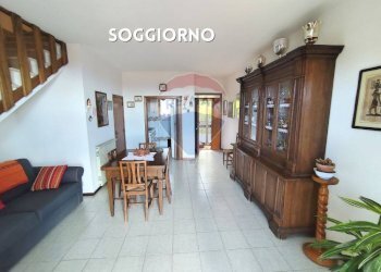 SOGGIORNO - Villa a Schiera VIA DEI FAGGI
 
39, Roccastrada - foto 1