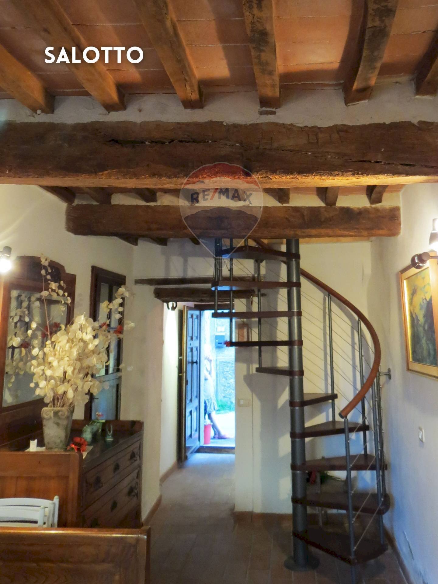 SCALA A CHIOCCIOLA - Independent house VIA DELLA REPUBBLICA
 
28, Roccastrada - photo 2