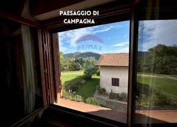 DETTAGLIO FINESTRA - Casa indipendente VIA DELLA MENGONA
 
13C, Roccastrada - foto 20