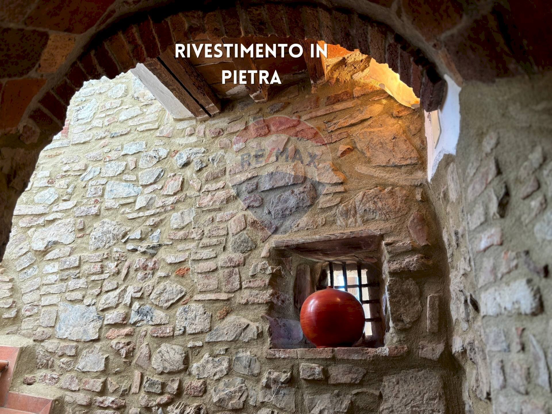 SCALA INGRESSO - Four-room apartment VIA MAZZINI
 
38, Massa Marittima - photo 2