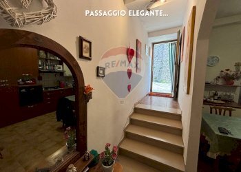 SCALE INGRESSO - Casa indipendente VIA DEL PIANELLO
 
5, Roccastrada - foto 5