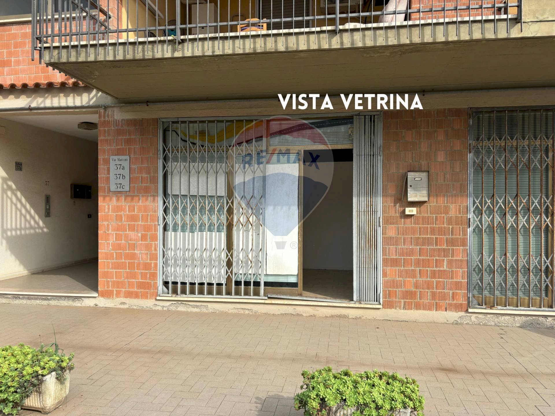 FACCIATA - Shop VIA MARCONI
37, Gavorrano - photo 3