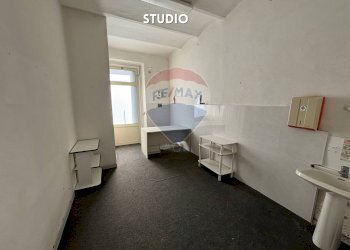 UFFICIO - Negozio PIAZZA DANTE
 
6, Roccastrada - foto 6