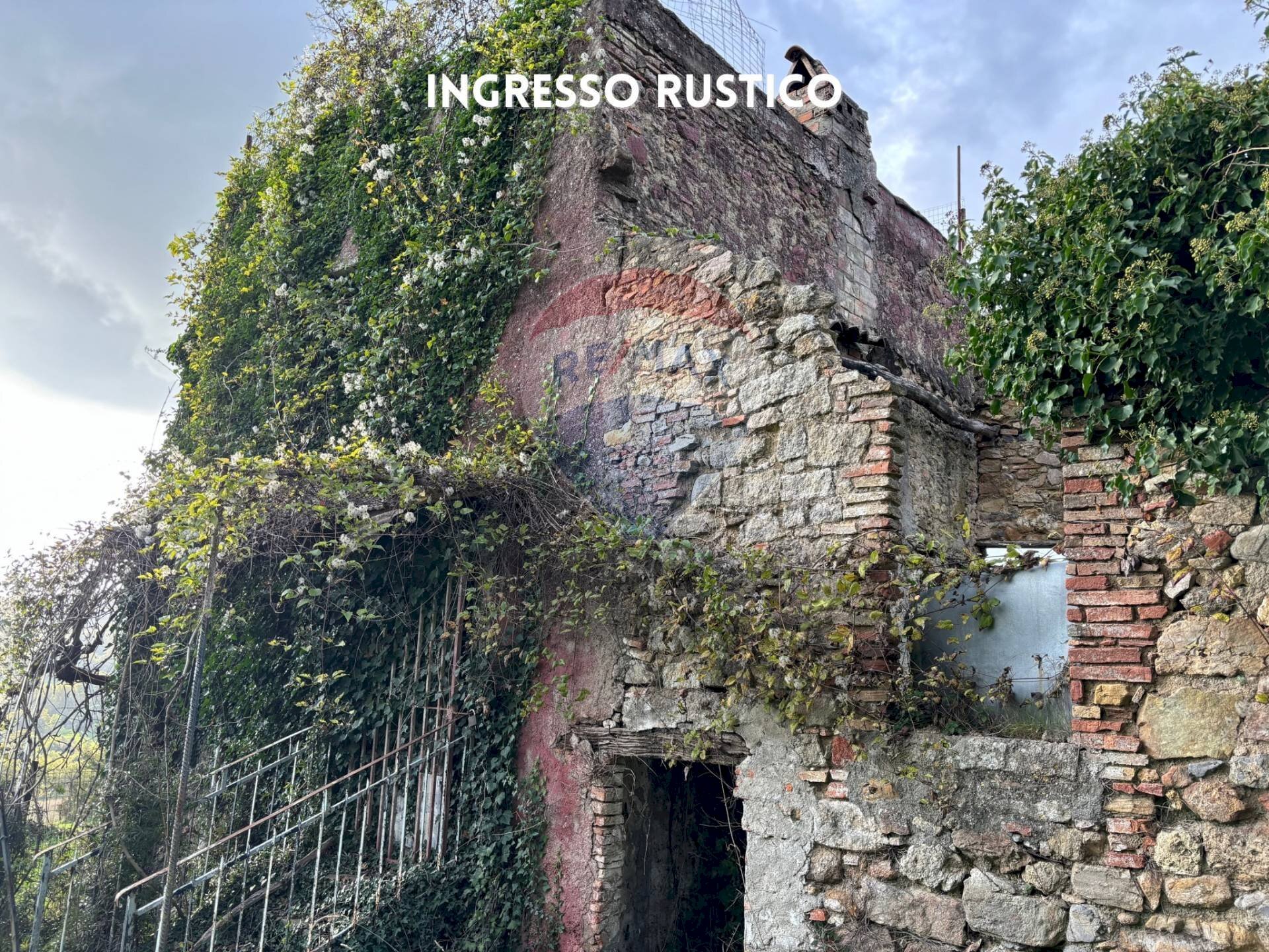 RUDERE - Rustico LOCALITA' I GESSI
 
SNC, Roccastrada - foto 1