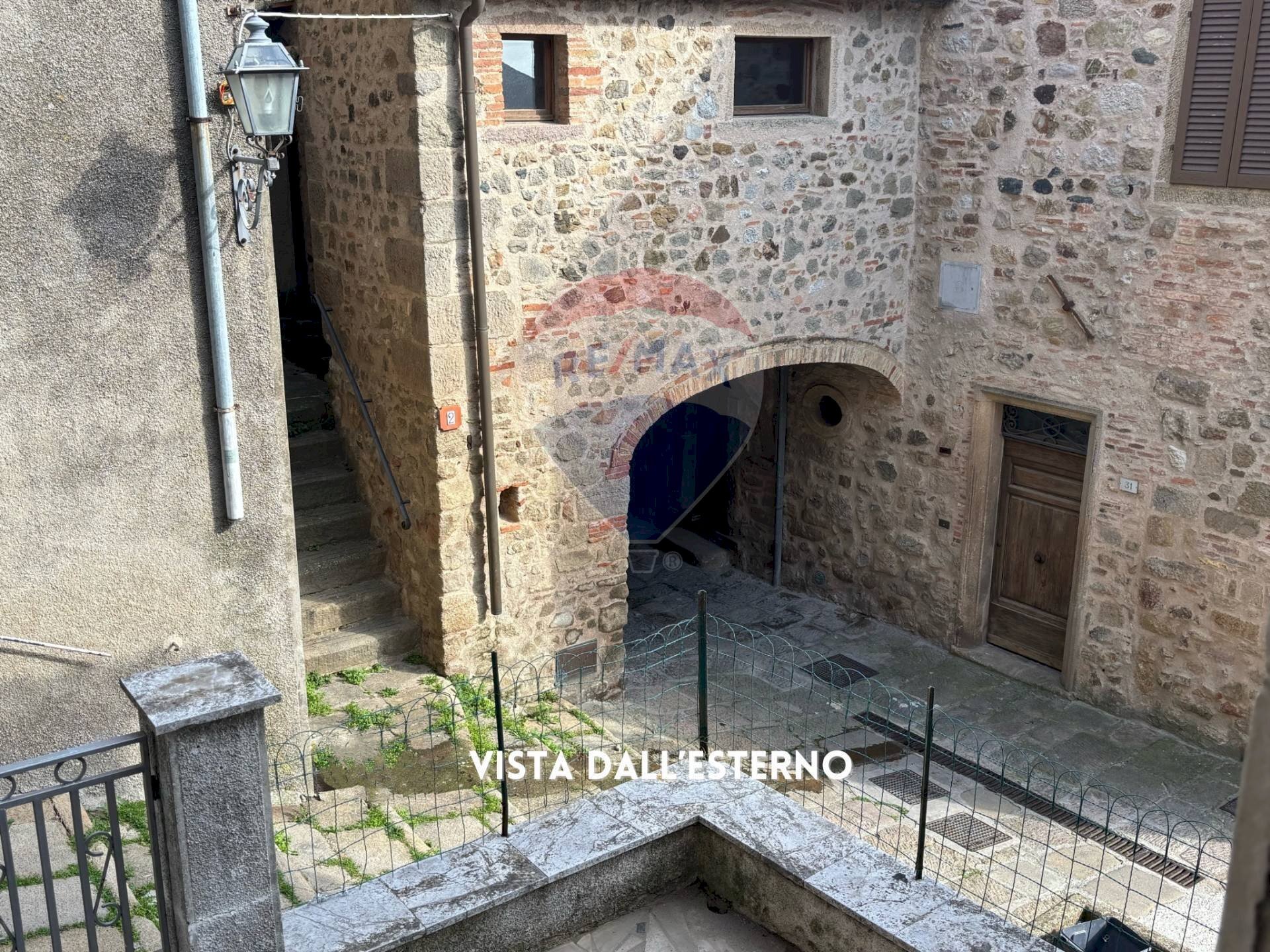 VISTA SUL PAESE - Casa indipendente VIA DELL'INCROCIATA
 
6, Roccastrada - foto 2