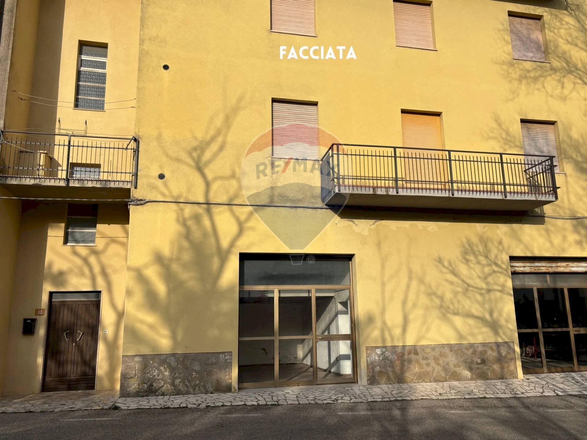 FACCIATA - Casa indipendente VIA MACELLI
 
13, Cinigiano - foto 3