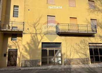 FACCIATA - Casa indipendente VIA MACELLI
 
13, Cinigiano - foto 3