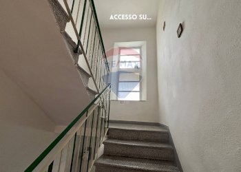 SCALE ENTRATA - Casa indipendente VIA MACELLI
 
13, Cinigiano - foto 6