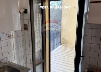 PORTA FINESTRA SU BALCONE - Casa indipendente VIA MACELLI
 
13, Cinigiano - foto 10