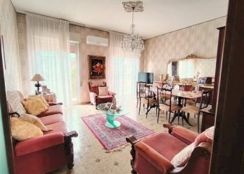 Foto 1 - Quadrilocale VIA MILANO
 
41, Floridia - foto 1