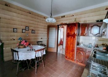 Foto 5 - Quadrilocale VIA MILANO
 
41, Floridia - foto 5