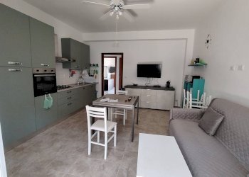 Foto 1 - Quadrilocale VIA FRATELLI AMATO
 
5, Floridia - foto 1