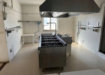 Foto 3 - Attività Commerciale Porto Pozzo, Santa Teresa Gallura - foto 3