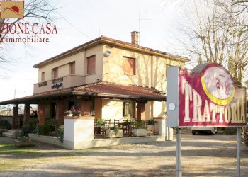 Foto 1 - Attività Commerciale strada della colussa, Staranzano - foto 1