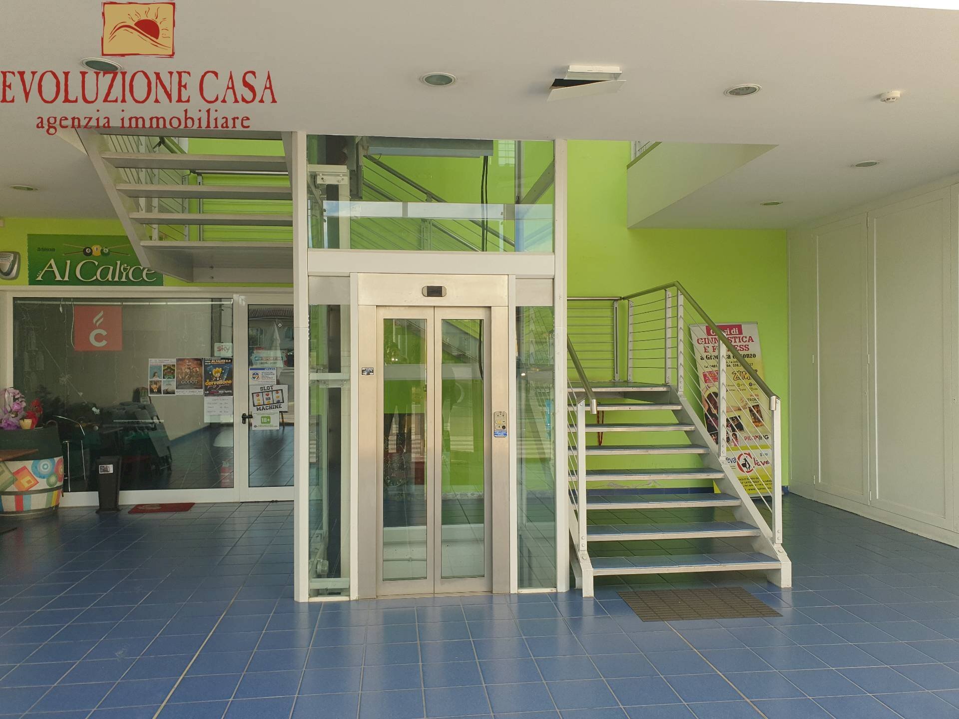 Foto 2 - Locale Commerciale udine
 
27, Gradisca d'Isonzo - foto 2