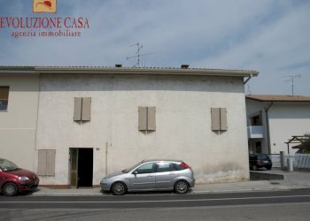 Foto 1 - Casa indipendente gorizia
 
51, Farra d'Isonzo - foto 1
