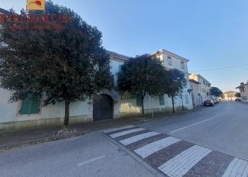 Foto 1 - Casa indipendente dei iacomini
 
7, Villesse - foto 1